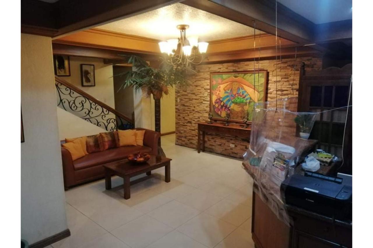 Reddoorz At Casa Marabella Villamonte Bacolod City Exterior foto