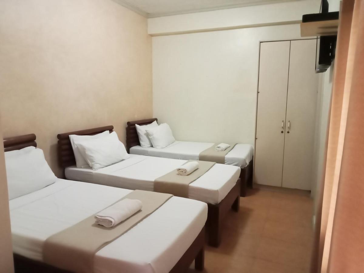 Reddoorz At Casa Marabella Villamonte Bacolod City Exterior foto